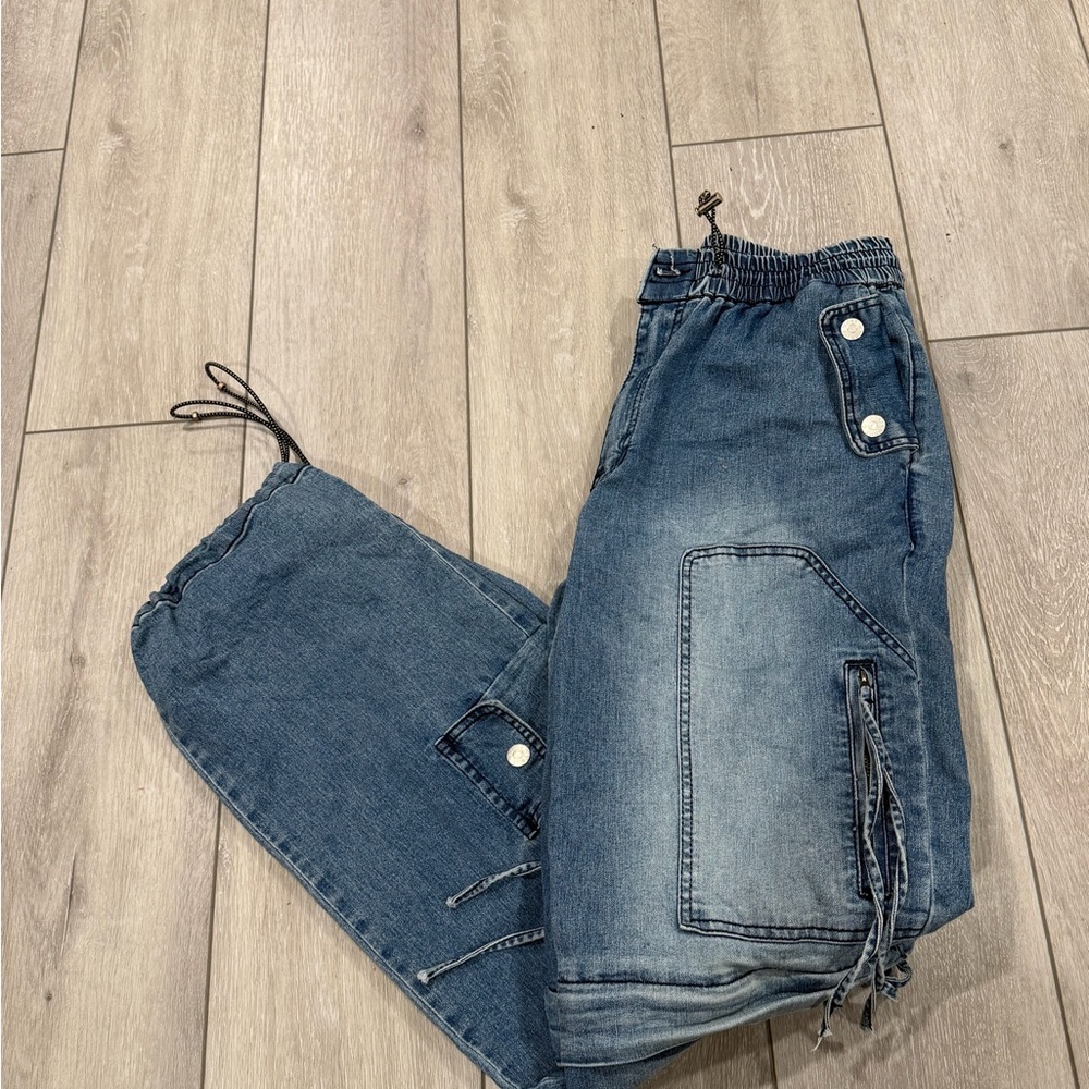Stylish Blue Women's Jeans - Picture 5 of 5
